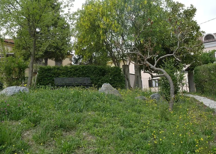 Casa Banana * Castino